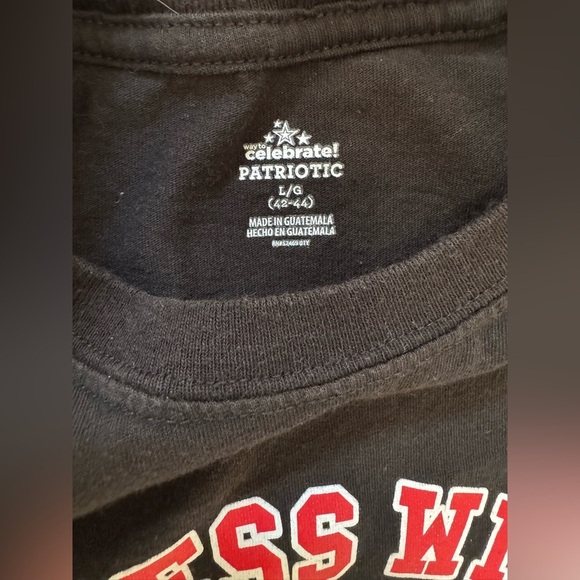 🥳 Way To Celebrate Sleeveless Graphic Tee - Picture 4 of 4